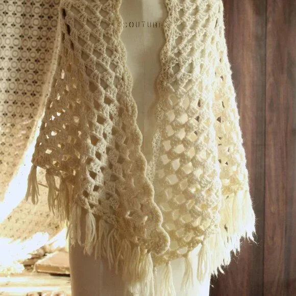 Vintage 1960s 1970s Shawl, Ivory Knit with Fringe Cape or Wrap